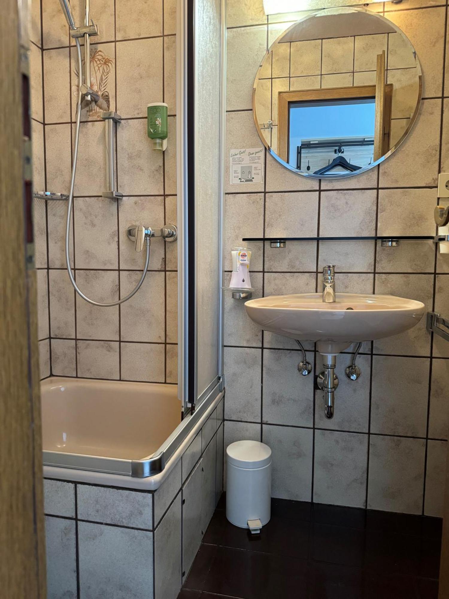 Hotel Zur Muehle Iserlohn Cameră foto